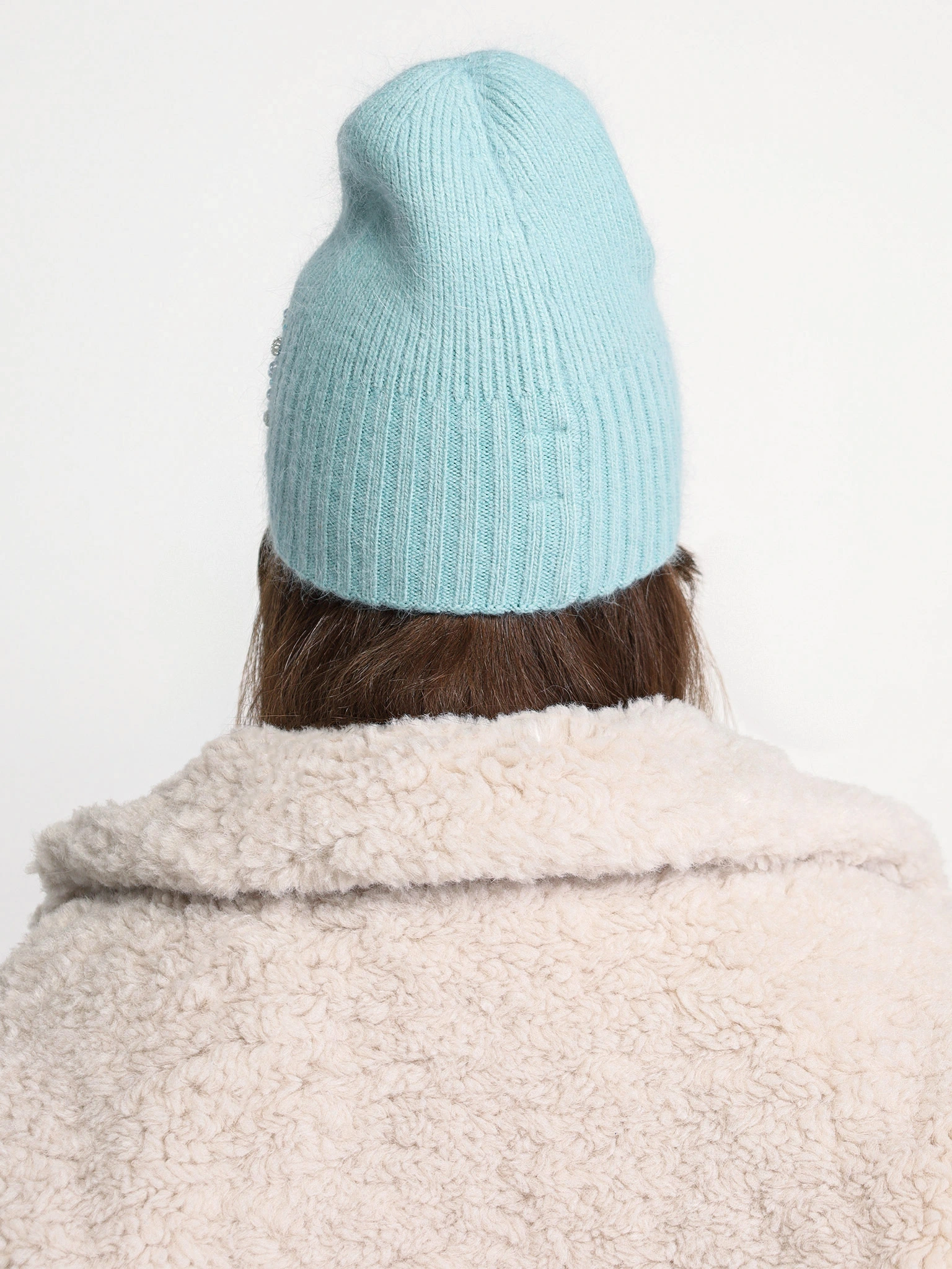 Шапка-бини двойная со стразами и бусинами в ассортименте